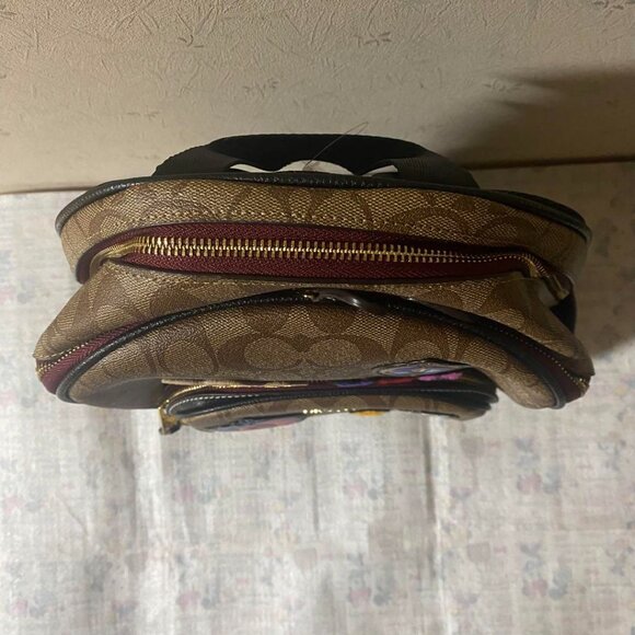 DISNEY VILLAIN COLLECTIBLE COACH BACK PACK WITH PATCHES - Picture 4 of 13